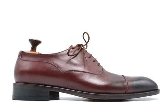 OXFORD CAP TOE SHOES